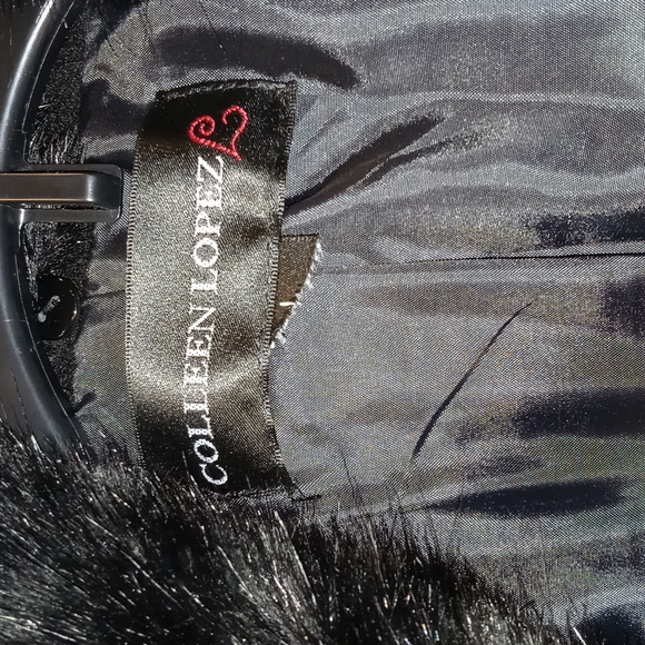 1103 Colleen Lopez Button Up Coat - Picture 7 of 8